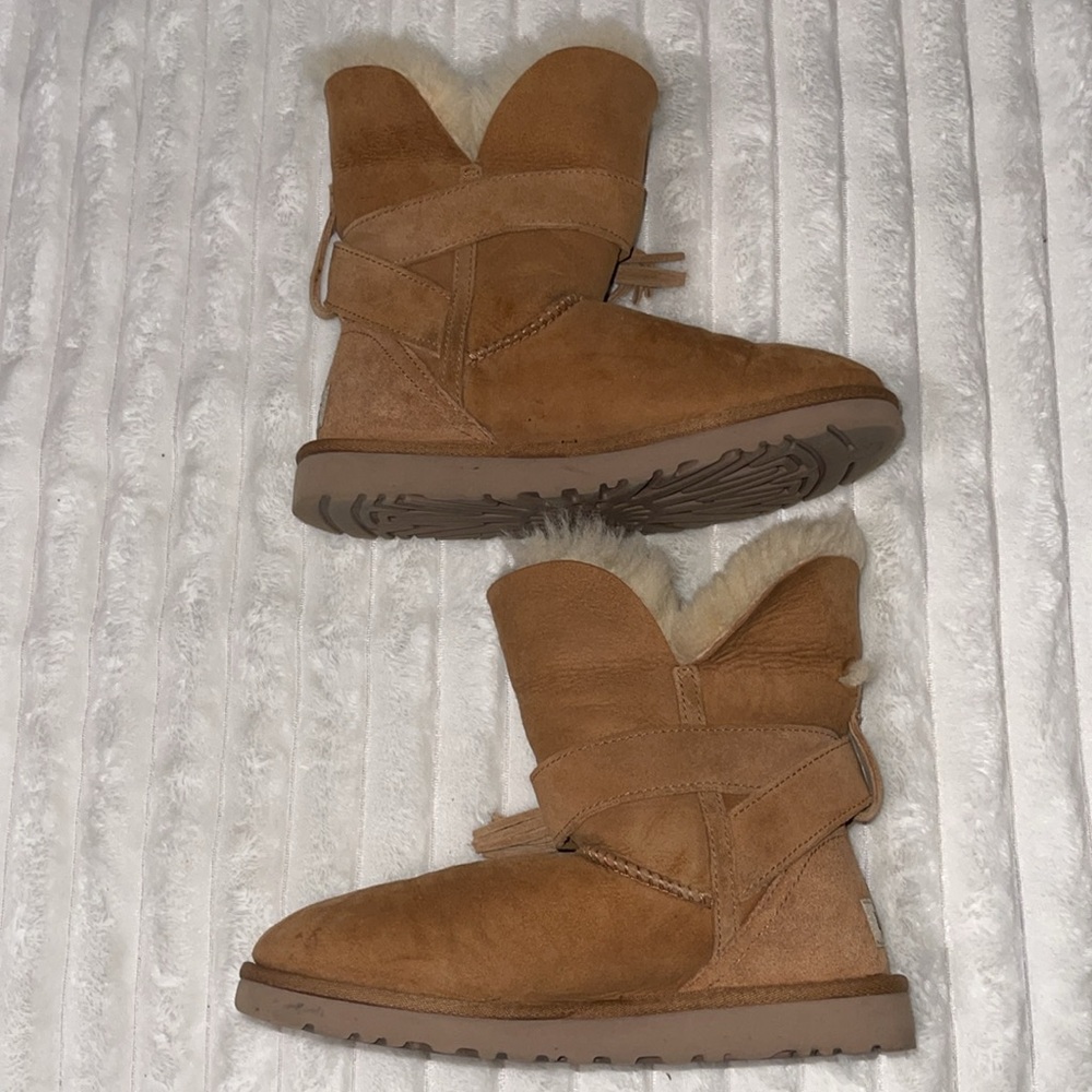 UGG Kaspar Boots | Size 5 Women - Picture 2 of 11